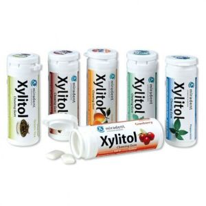 Miradent xylitol chewing gum canneberge